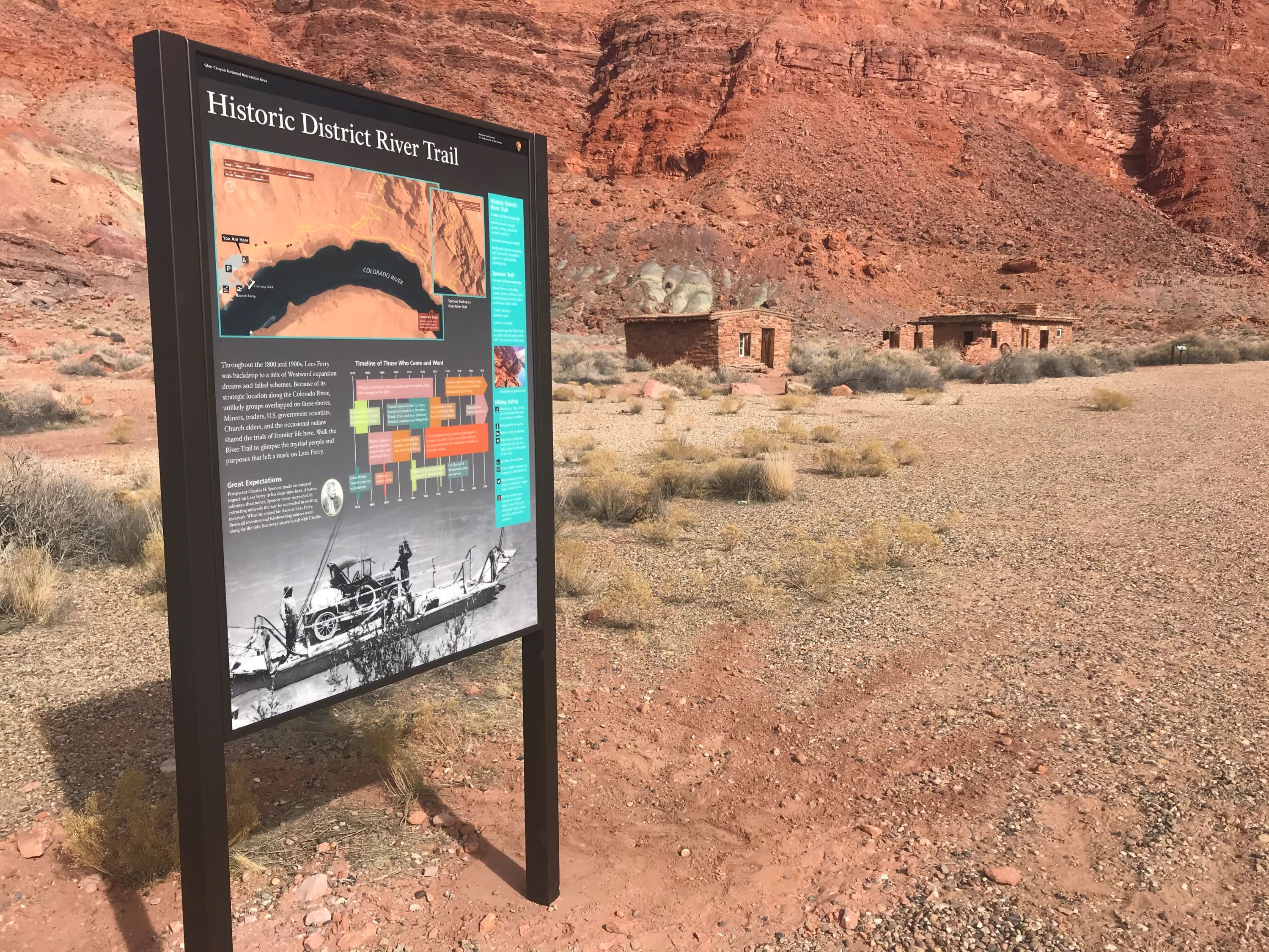 Trailhead sign at entrance to Historic River Trail
